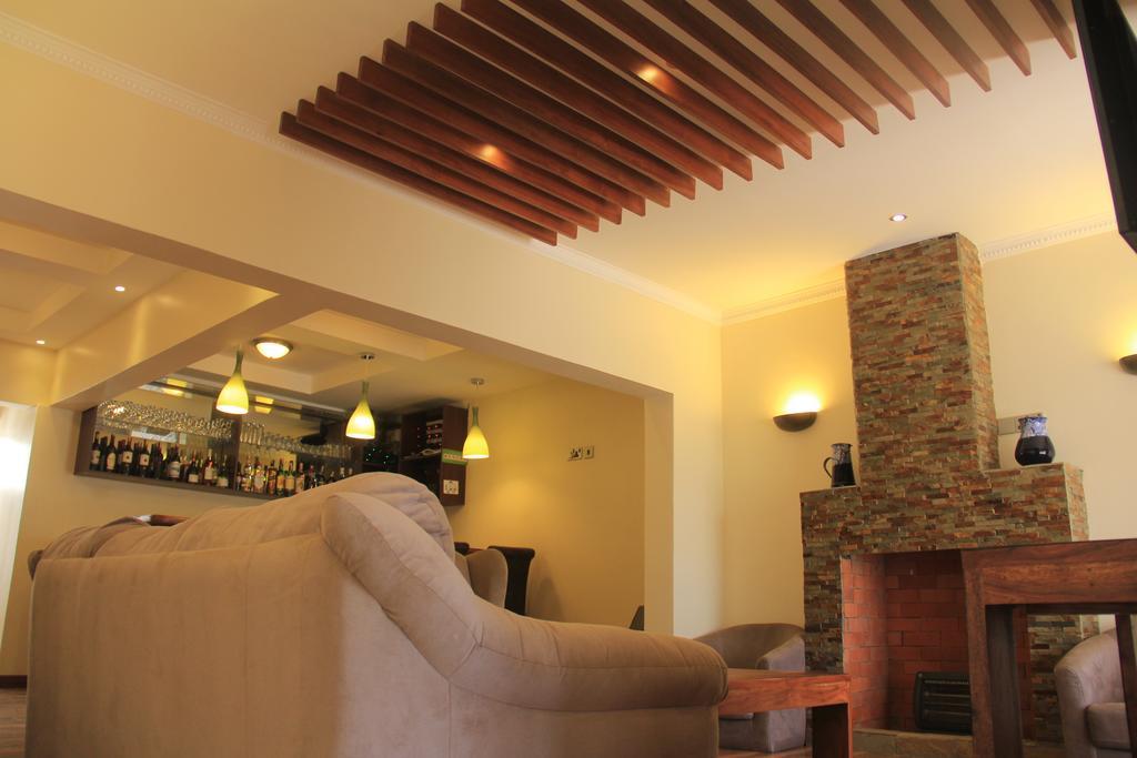 Brownie'S Guesthouse Lake Elementaita 外观 照片