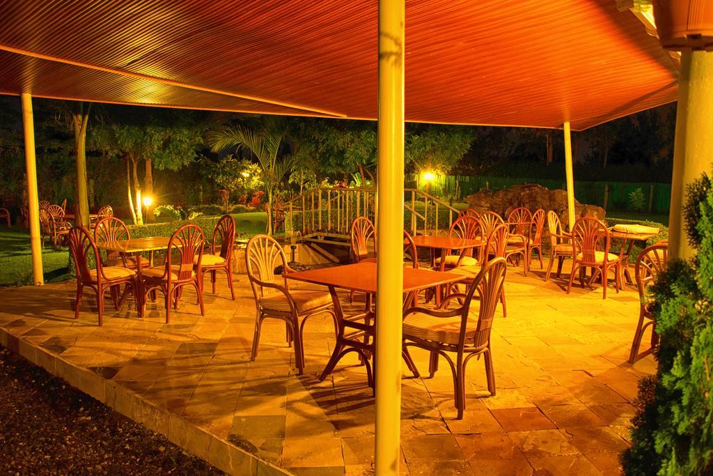 Brownie'S Guesthouse Lake Elementaita 外观 照片
